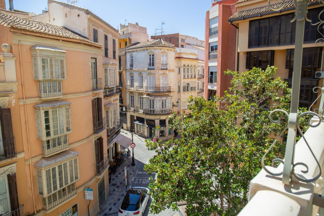 C74 - Marvelous 3 Bedroom Apartment In Historical Malaga Bagian luar foto