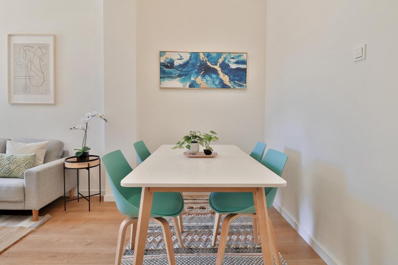 C74 - Marvelous 3 Bedroom Apartment In Historical Malaga Bagian luar foto